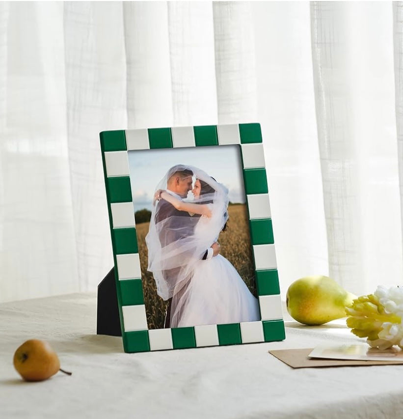 Green & White Checkered Picture Frame - 5x7