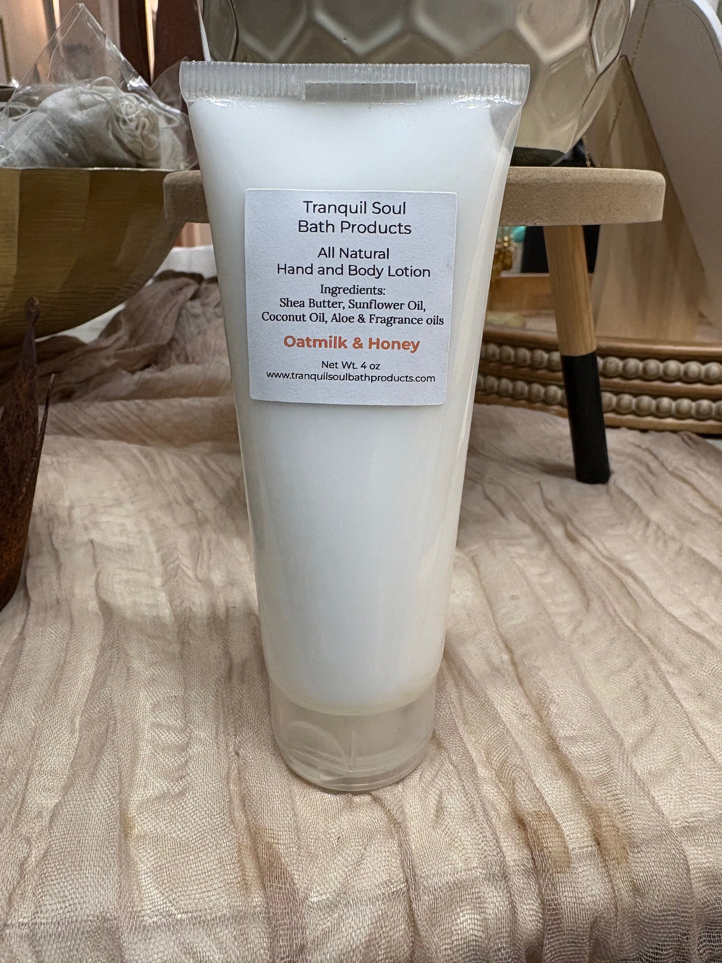 Oatmilk & Honey Scented Women’s Hand Lotion