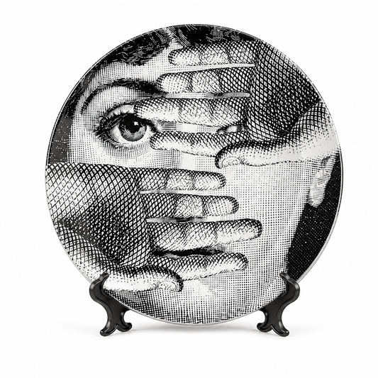Mysterious Face Plate Decor