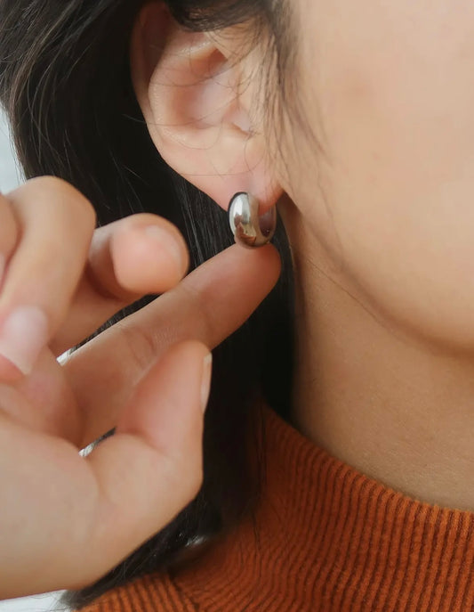 Small Classic Hoop Earrings