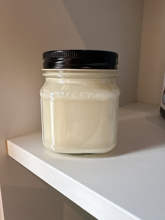 Tobacco & Vanilla Scented Men’s Candle