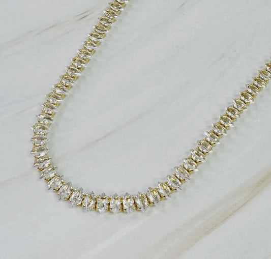 Marquise Cut Sparkle
Tennis Necklace