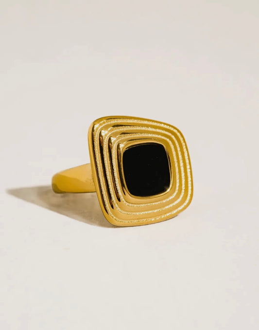 Auricca 18K Gold Non-Tarnish
Abstract Open Statement Ring