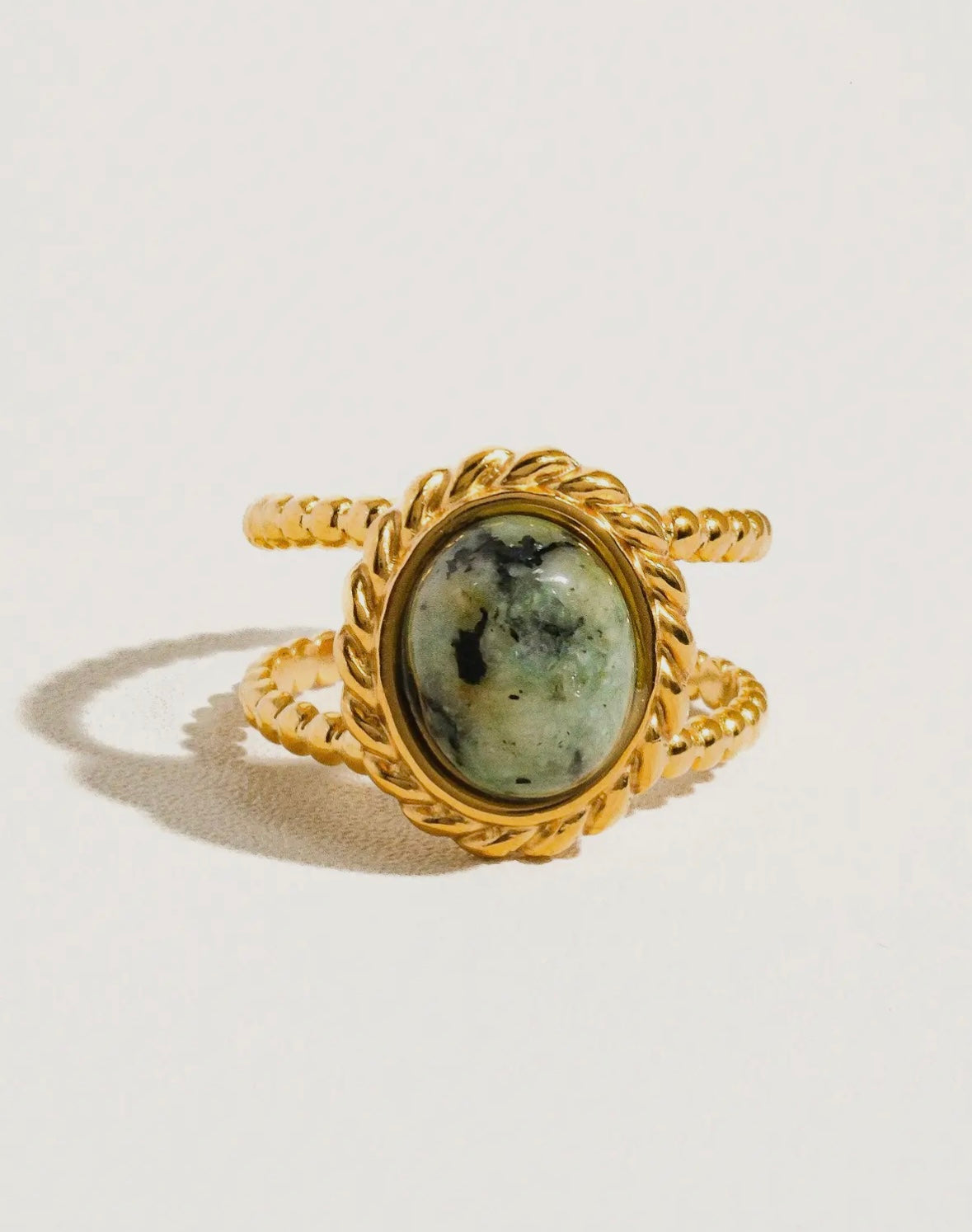 Mica 18K Gold Non-Tarnish Stone
Adjustable Ring