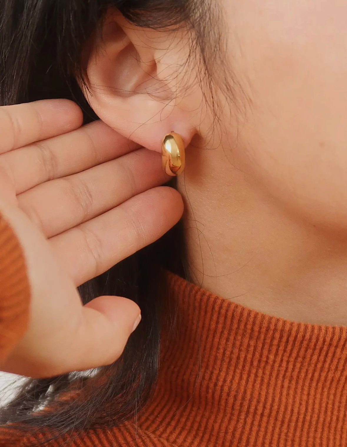 Small Classic Hoop Earrings