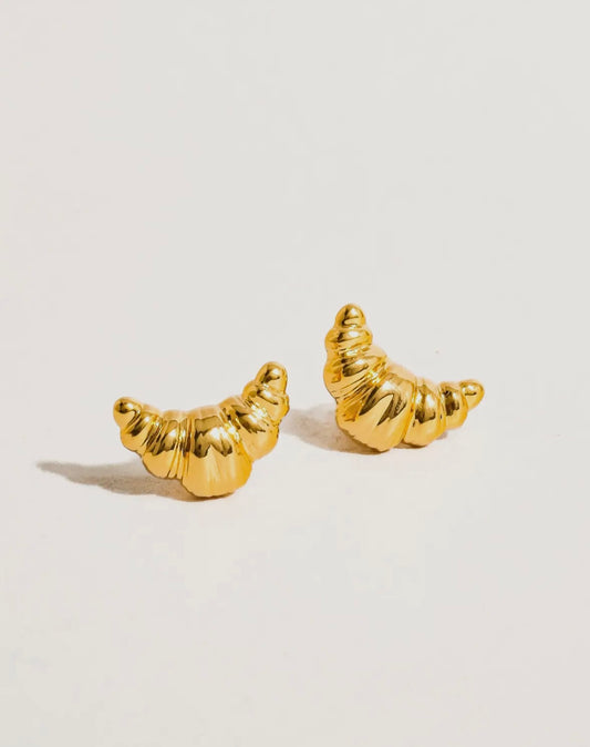 Petite Croissant Stud