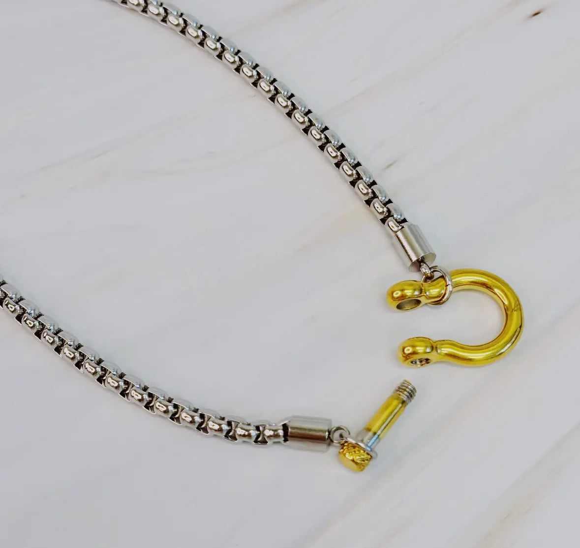 Luxe Pendant Box Chain Necklace