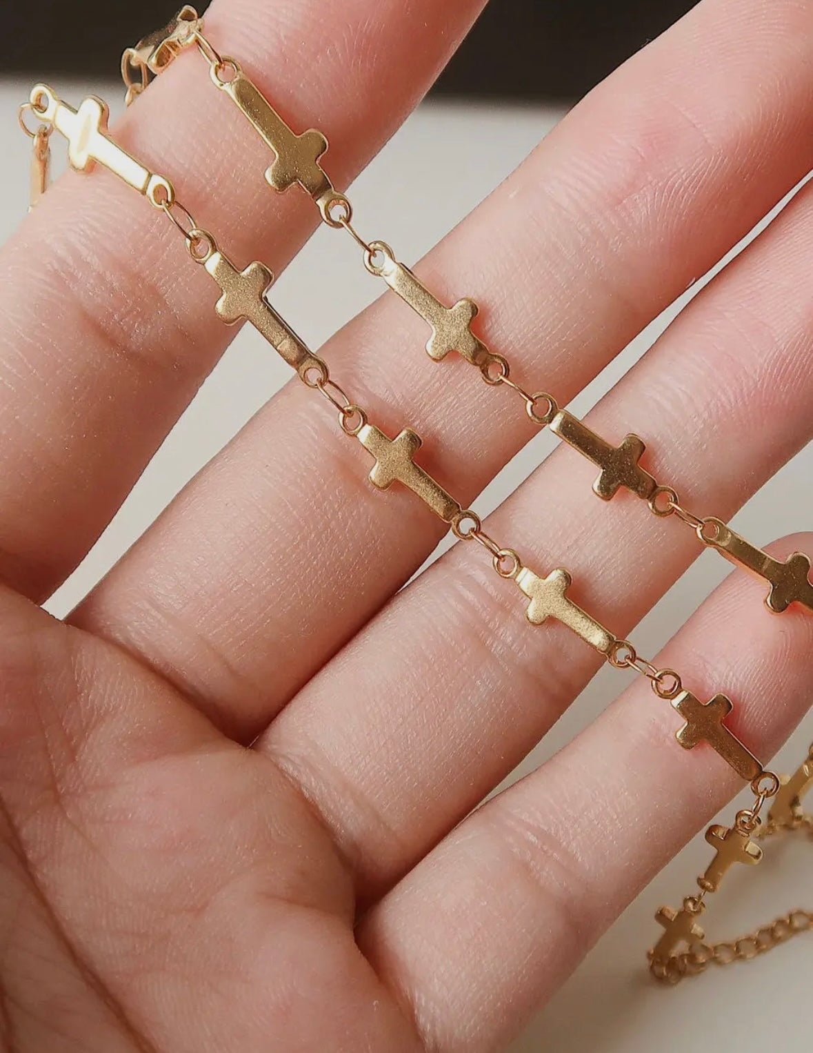 Cross Choker