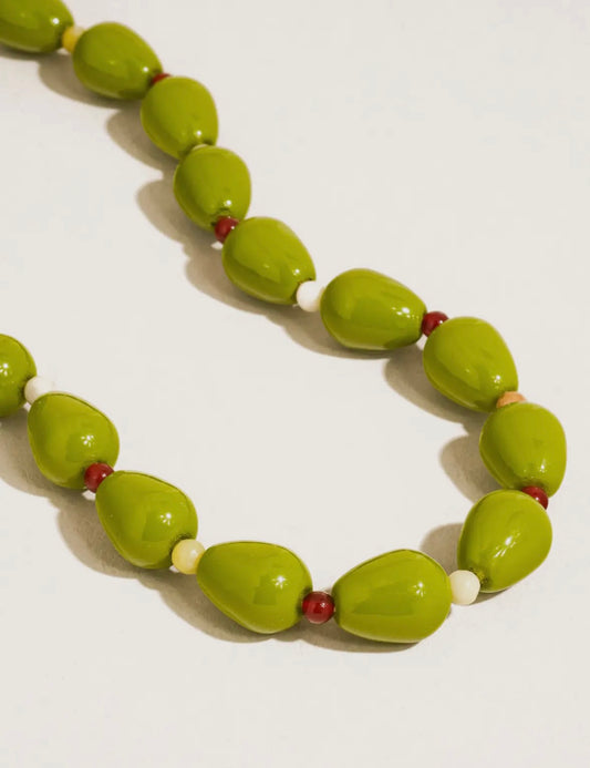 Olivie Retro Chunky Vintage Olive
Beaded Necklace
