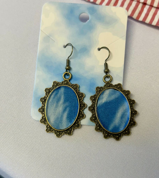 Vintage Oval Feather Earrings