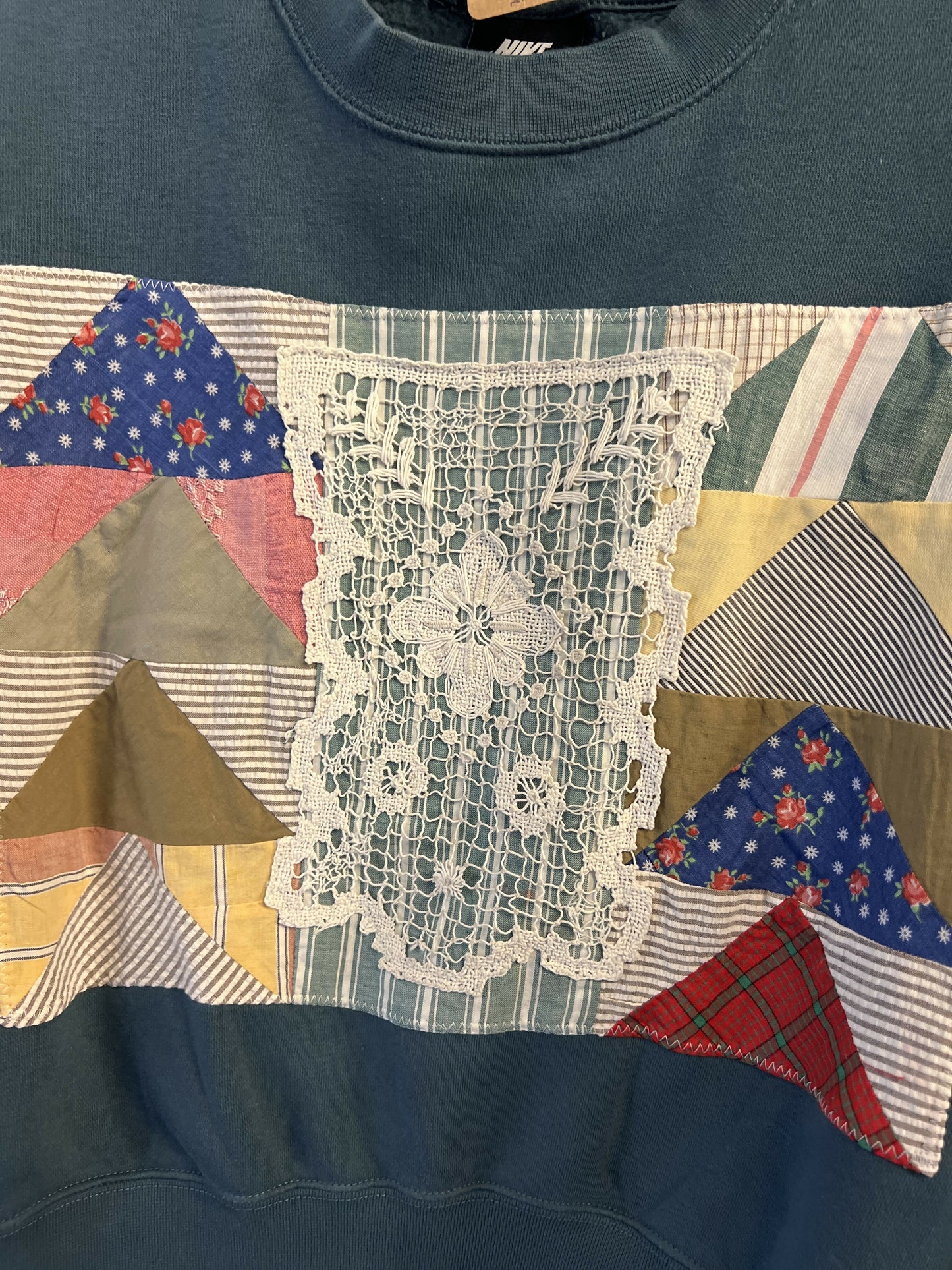 Cropped Quilted Sweatshirt