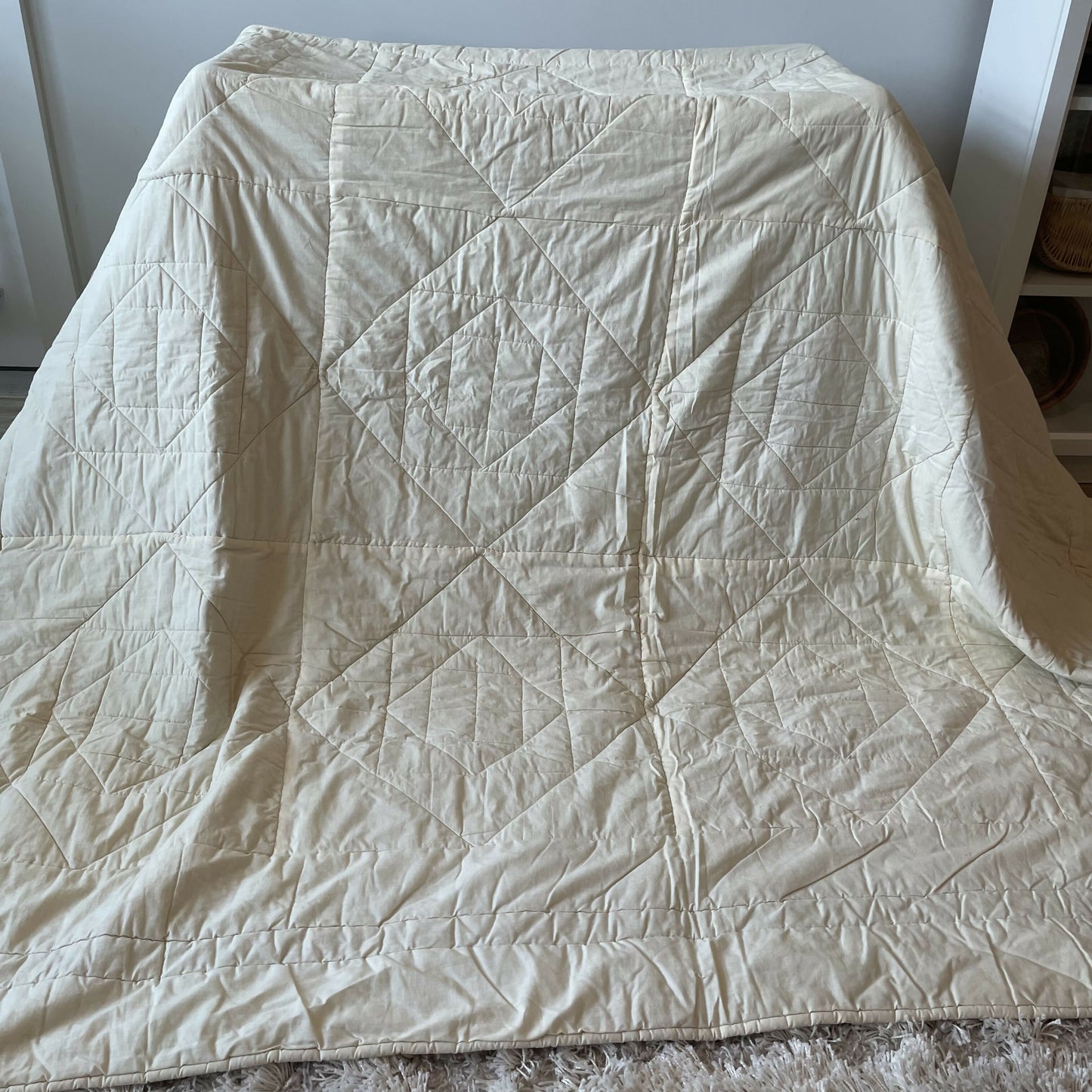 Vintage Floral Patterned Quilt