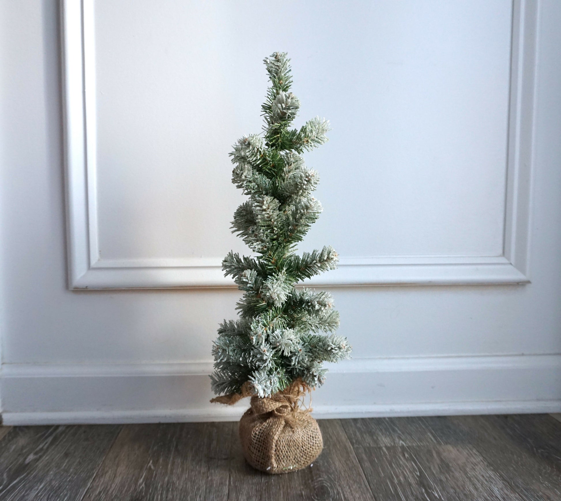 18 inch snowy tree