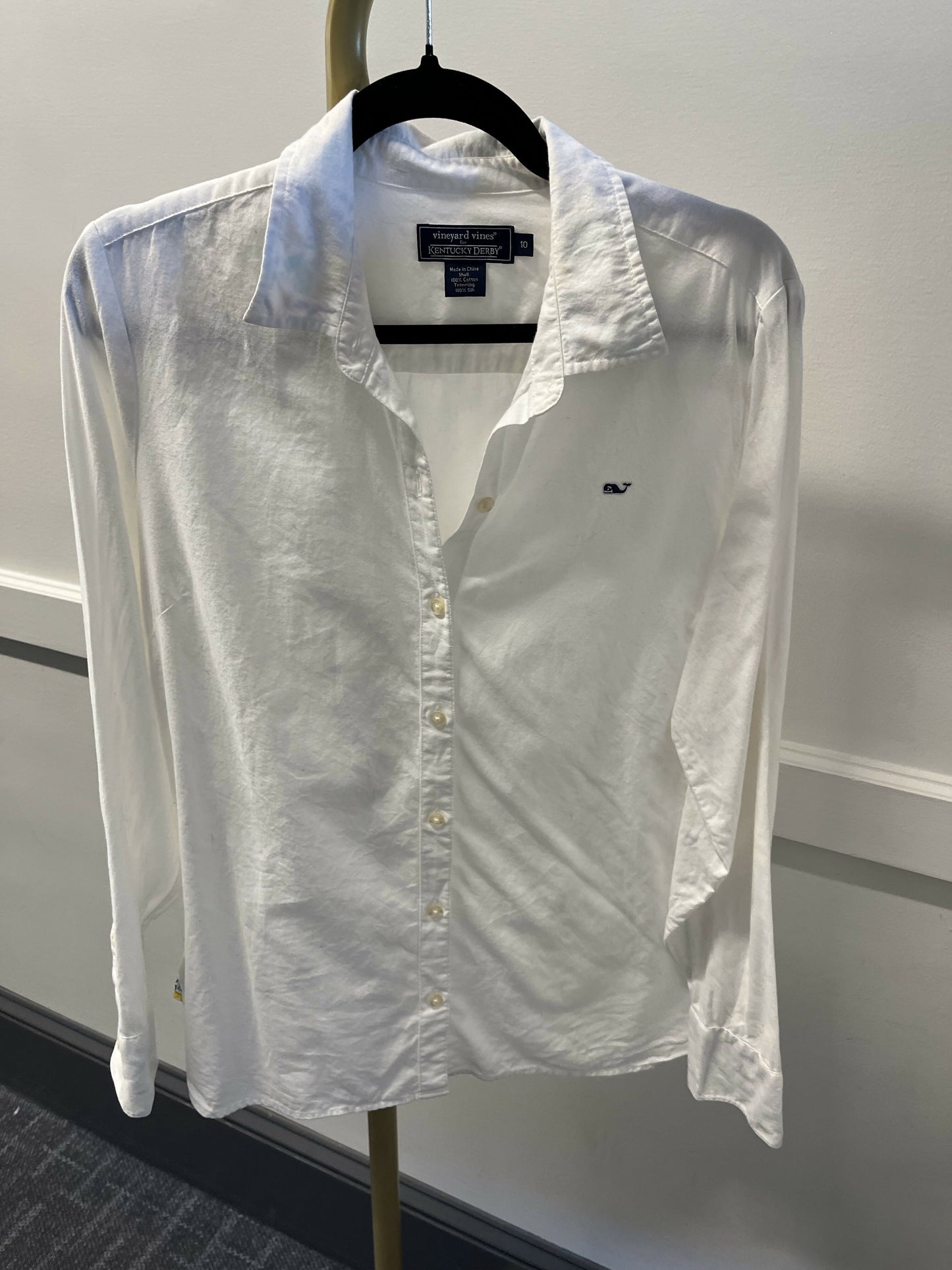 Vineyard Vines Button-down Top