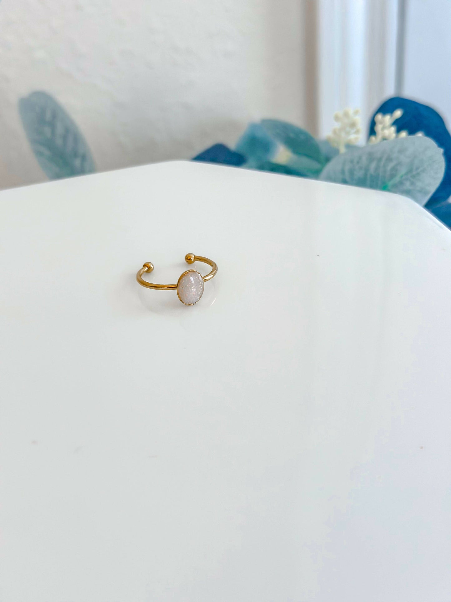 Oval Ring | opal glitter